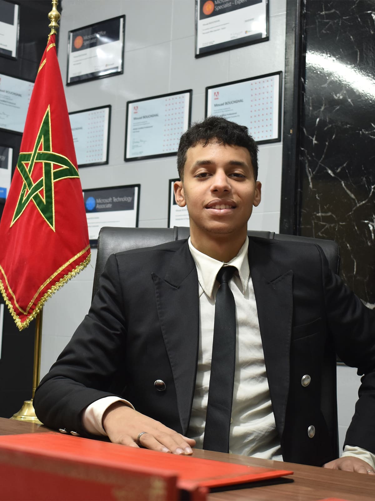 Home 8 Mouad BOUCHGHAL